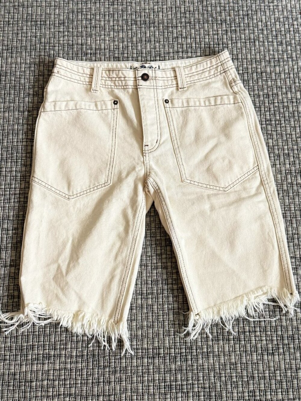 FREE PEOPLE WHITE DENIM SHORTS